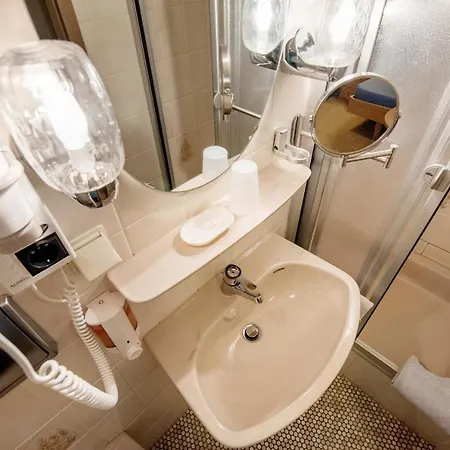 Hotell Gasthof Zur Krone