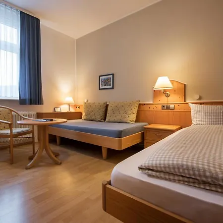 祖尔克朗旅馆 酒店