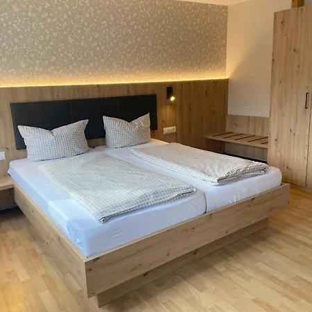 祖尔克朗旅馆 酒店