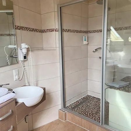 酒店 祖尔克朗旅馆 2*