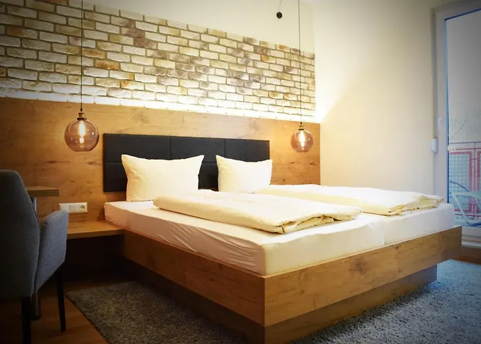 Zur Krone 2* Bad König